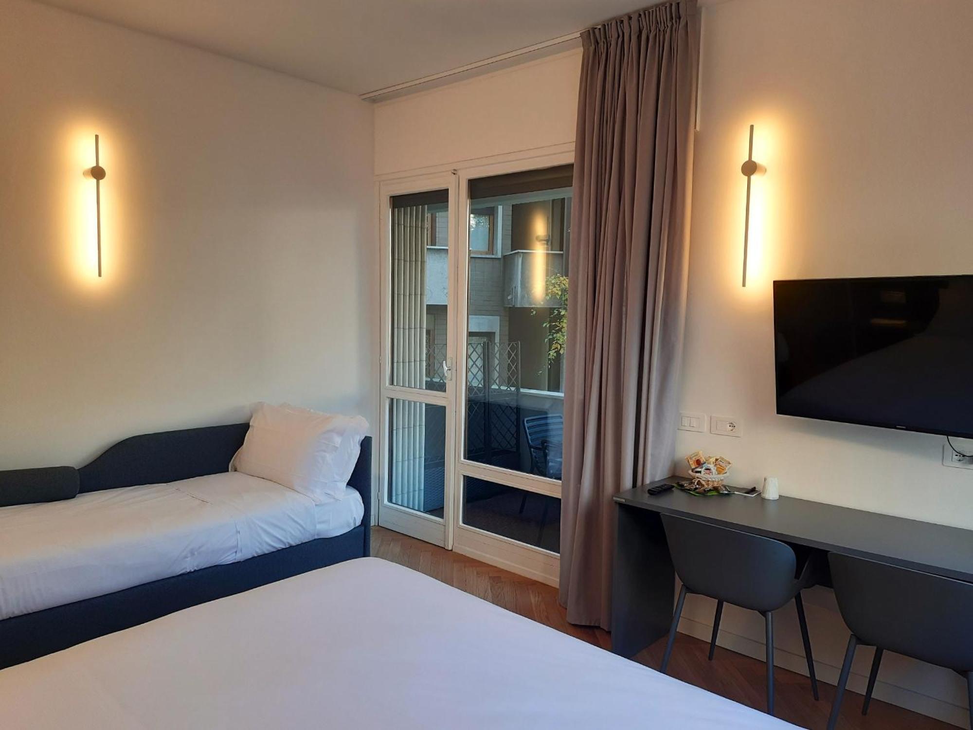 Mako Suites - Centro E Stazione Μόνζα Εξωτερικό φωτογραφία